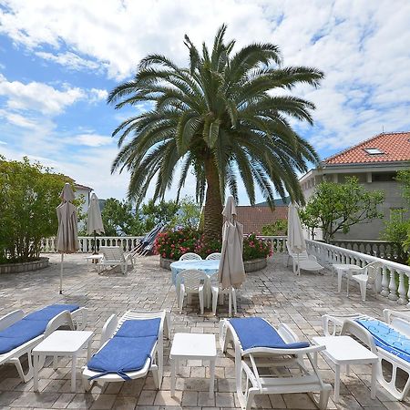 Hotel Vila Margot Herceg Novi Exterior photo